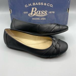 GH Bass black flats